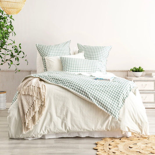 Queen Bed Renee Taylor Alison Yarn Dyed Cotton Reversible Quilt cover sets Forest