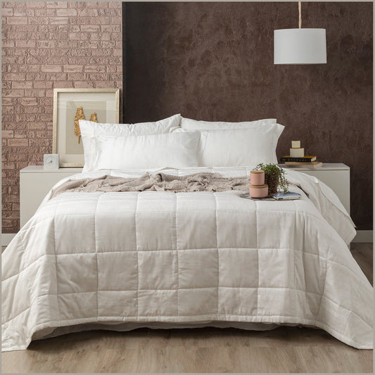 King Bed Ddecor Home Damask 500 TC Cotton Jacquard Comforter Set White